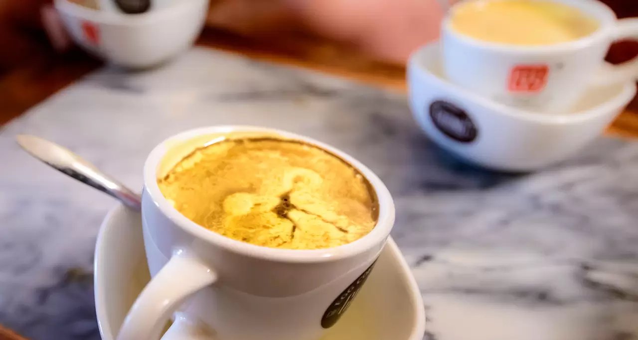 카페 쯩 에그 커피