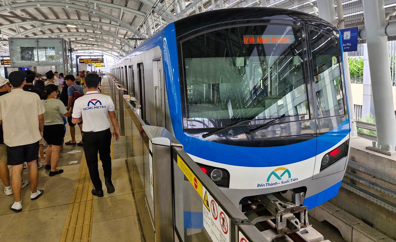 호치민 메트로 1호선 개통