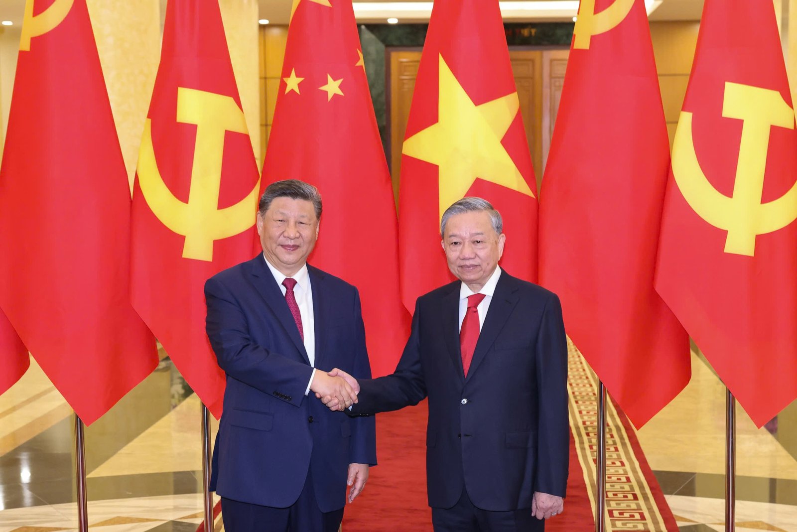 Tổng Bí thư, Chủ tịch nước Tô Lâm và Tổng Bí thư, Chủ tịch nước Trung Quốc Tập C