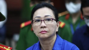 Trương Mỹ Lan 여사의 다이아몬드 주얼리, 250억 동 시작가로 곧 경매