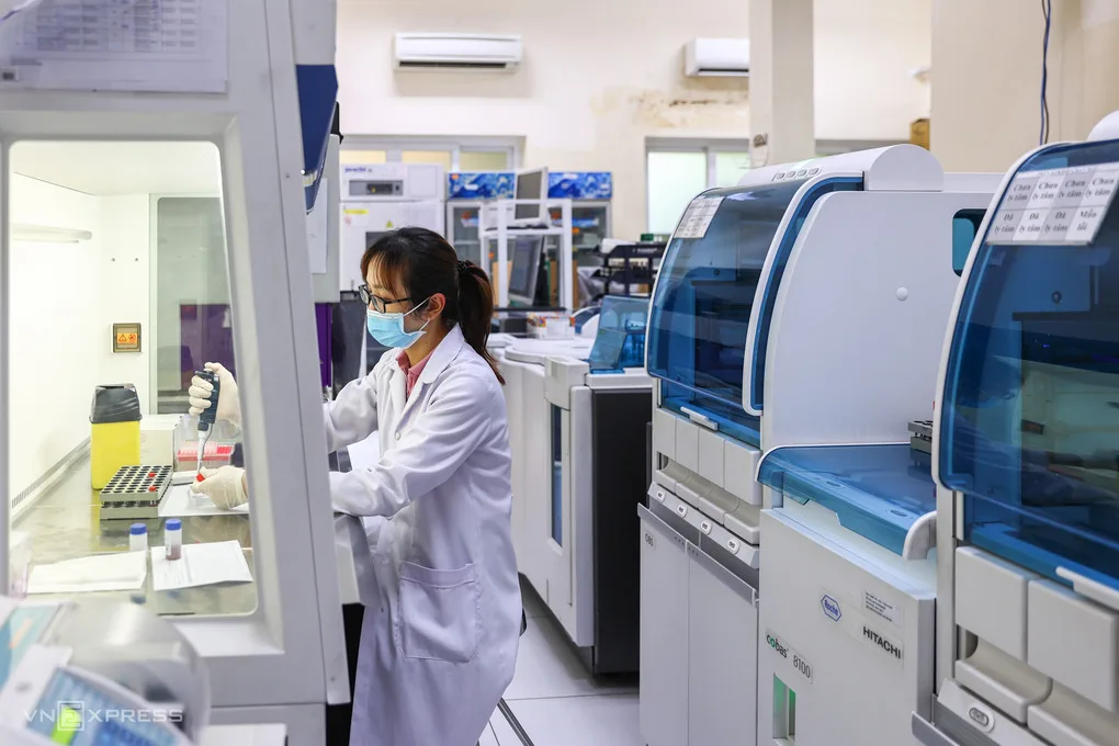 ‘기초과학 없이는 AI·반도체 자립 불가능’