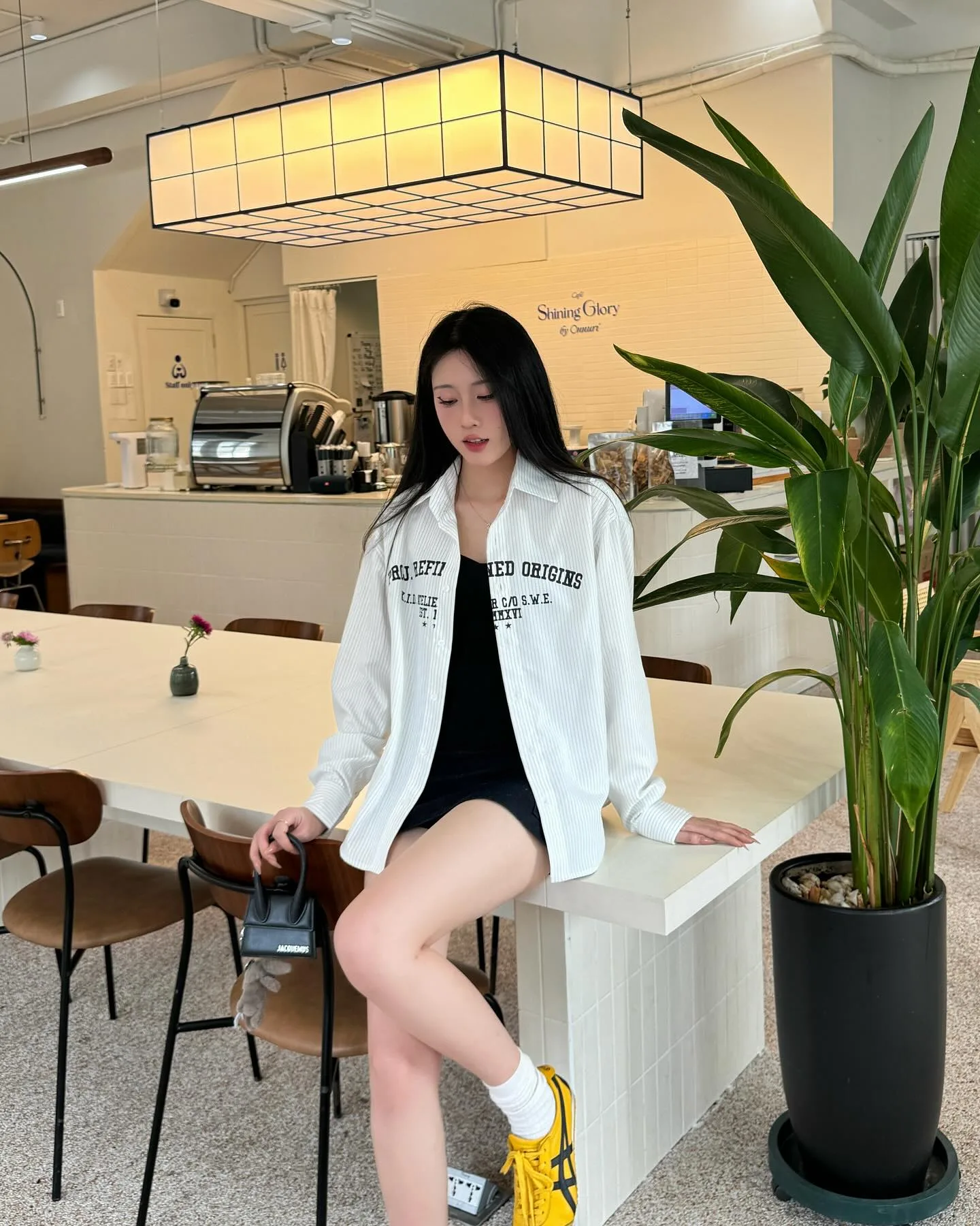 귀엽고 실용적인 미니백의 매력