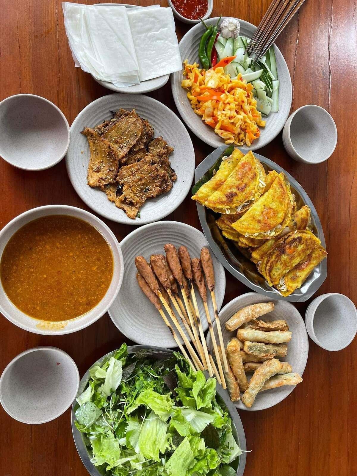 호이안 현지인 스타일 맛집 12곳
