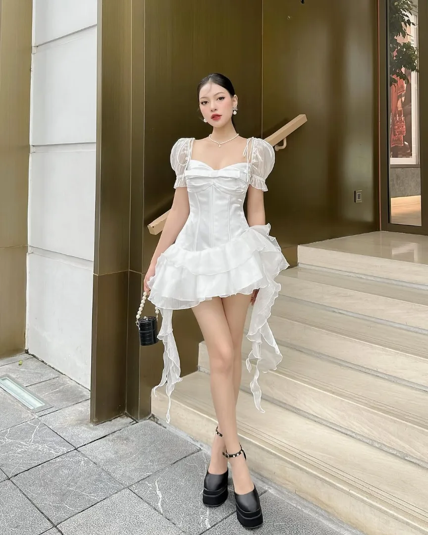 술 장식 디테일로 완성하는 개성 있는 스타일