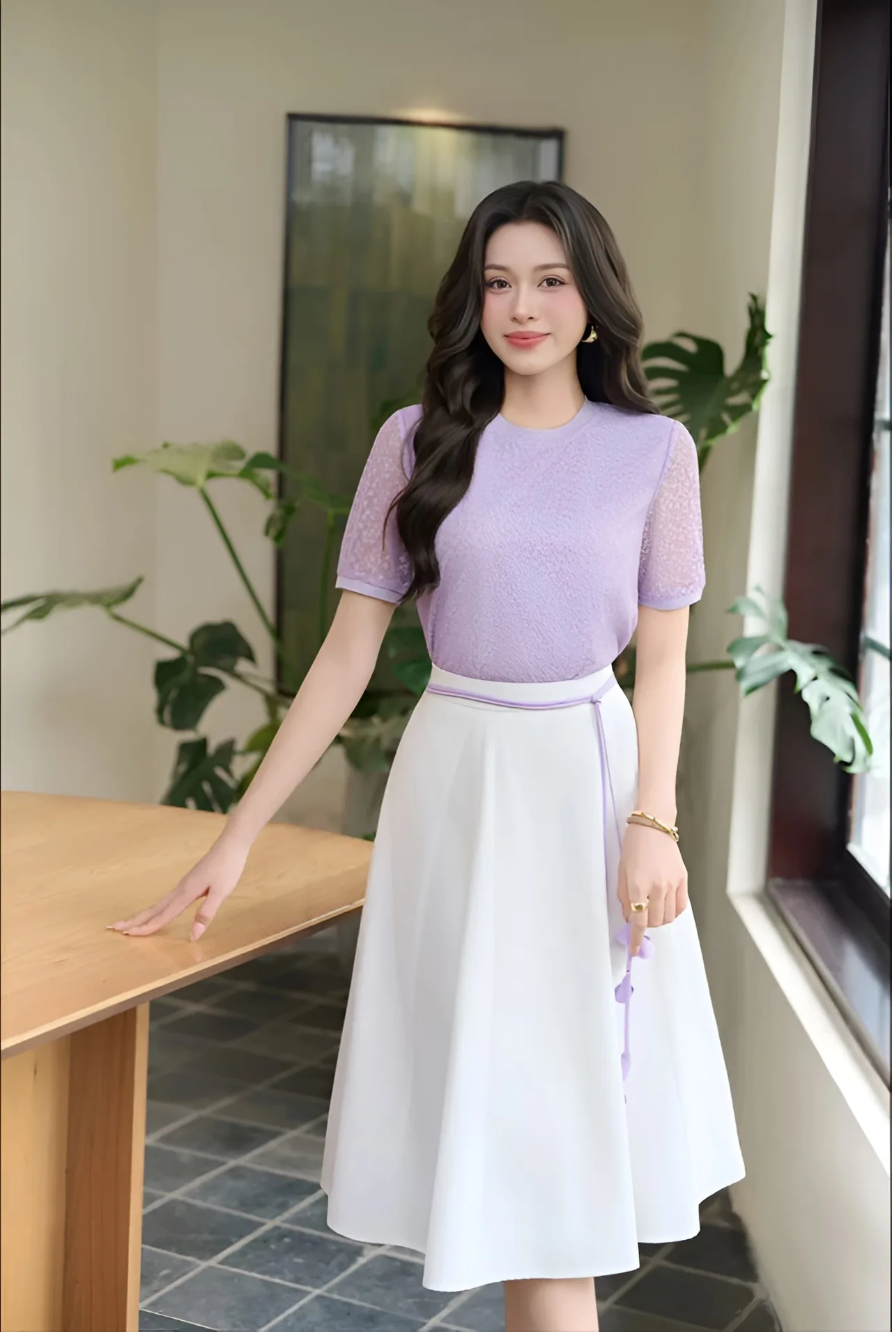 다루기 까다로운 보라색, 우아한 화이트 매치로 풀어내기