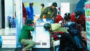 꽝닌성, 산사태로 400명 가까이 긴급 대피