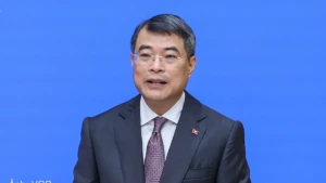 총리: 중국 기업, 고품질 투자 확대 필요