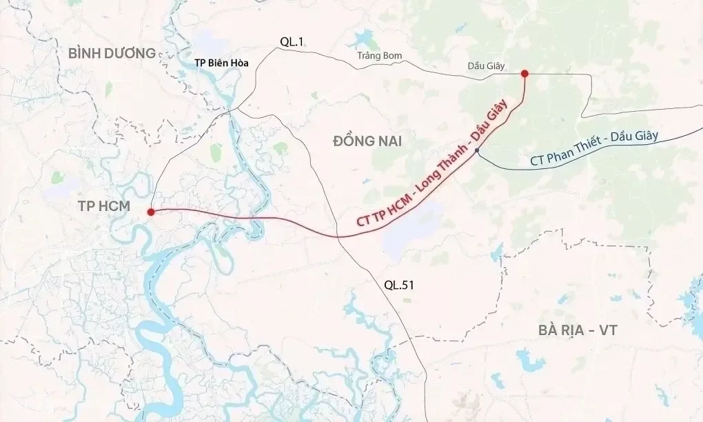 호치민-롱탄 고속도로에서 차량 3대 연쇄추돌, 4km 정체