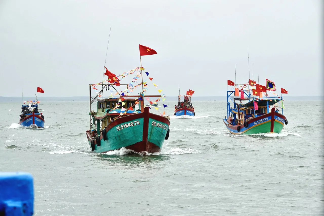 껀저 응인옹 축제, 명칭 변경