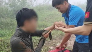 비 오는 날 바덴산 등반하던 관광객 미끄러져 팔 골절