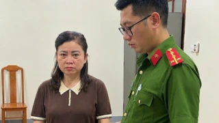 랑선성 세무 과장, 5억5천만 동 받고 2천억 동 환급 사기 도와