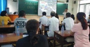 베트남 학부모회, 지원금 징수·관리 전면 금지…새 통달로 자발성 원칙 명시