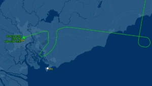 호치민 폭우에 떤선녓 공항 5편 상공 대기…공항 주변 도로 50cm 침수
