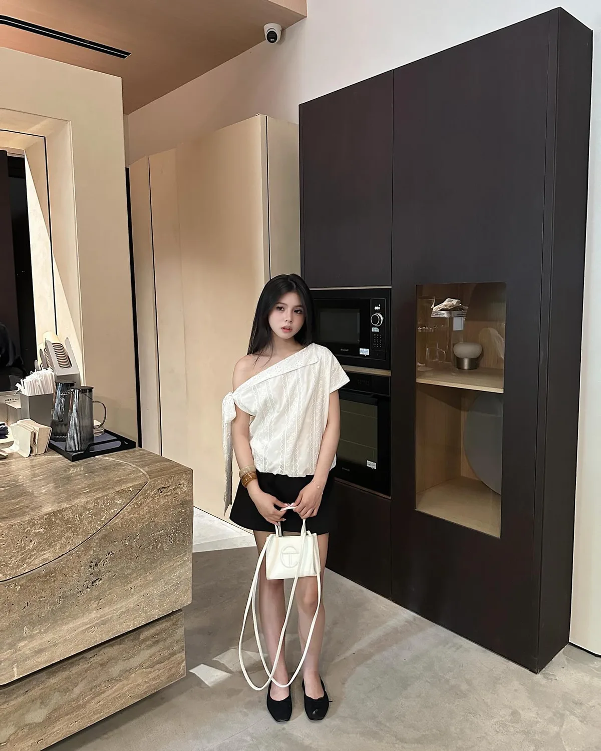 검은색 치마, 여성 옷장에서 가장 오래 남는 아이템