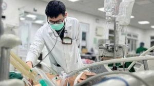 하노이 독감 환자 5주새 7배 급증…어린이 경련·고령층 호흡부전 경고