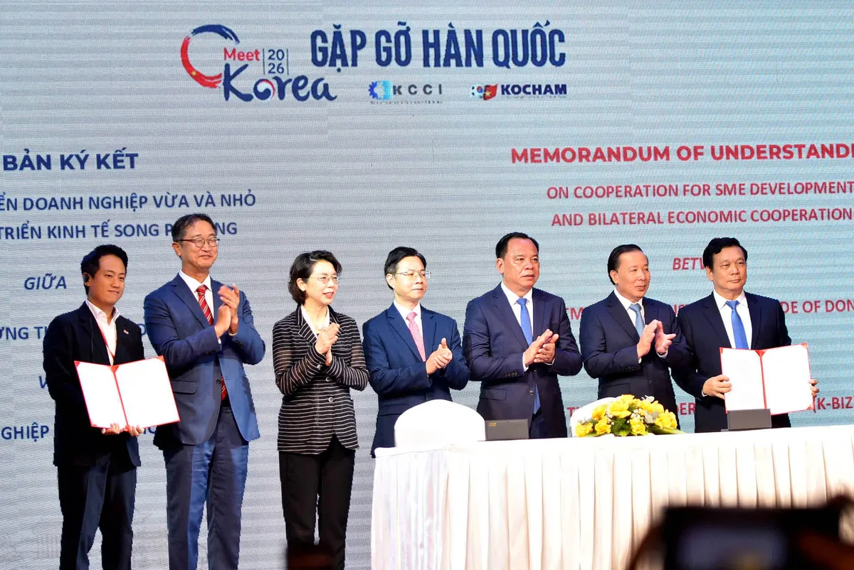 베트남-한국 교역 8개월 만에 820억 달러…역대 최고치 경신