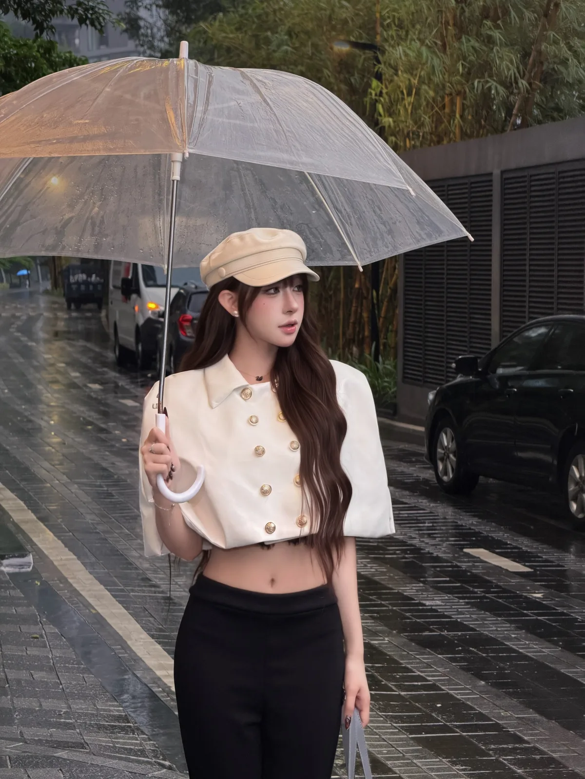 데님 재킷·숏 코트로 진화한 크롭 상의…오버사이즈 블레이저 대체