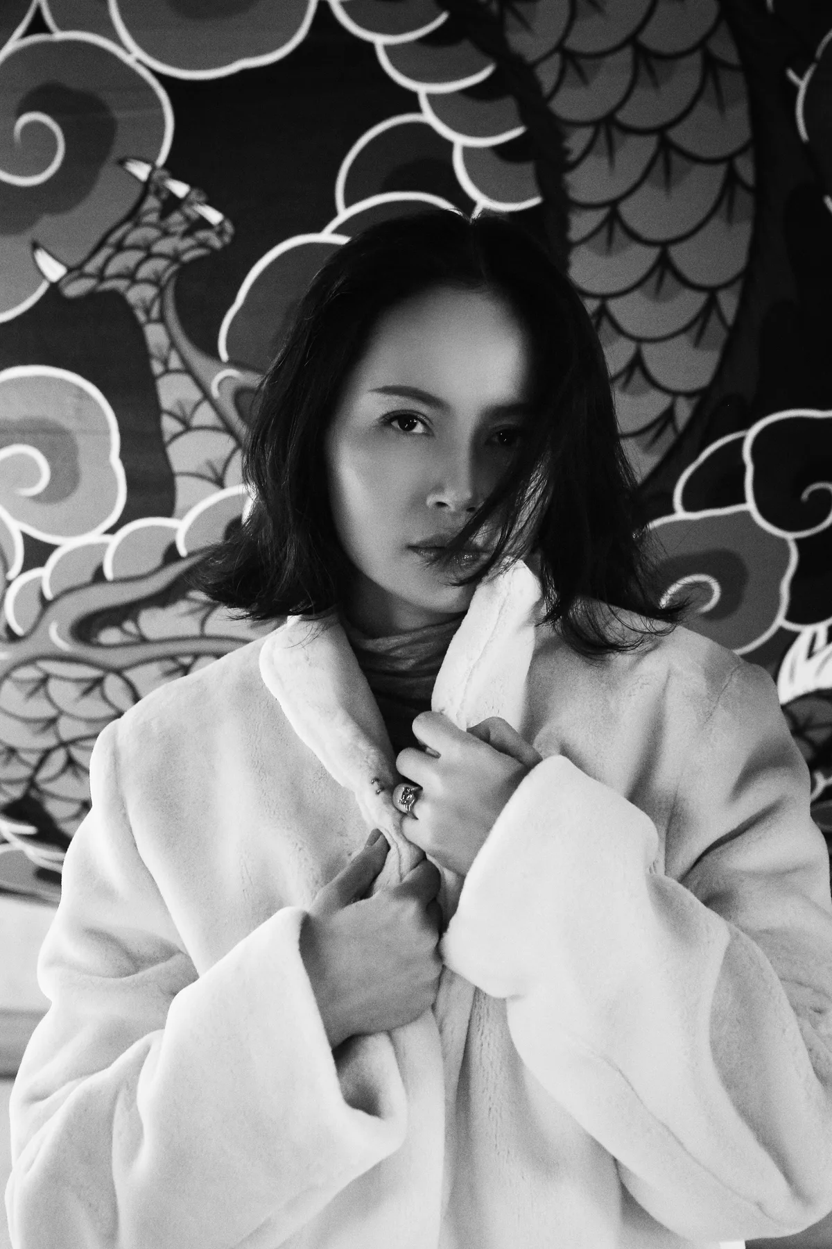 베트남 전통 아오자이·옘, 부산국제영화제 레드카펫에 오르다