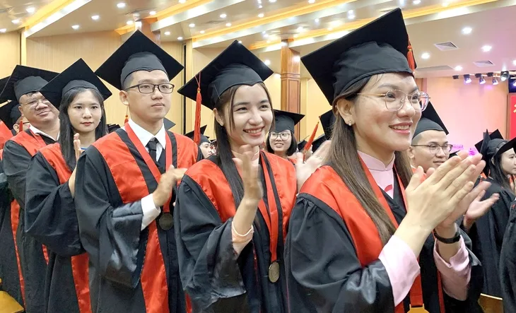 베트남, 외국인 인재에 5년간 개인소득세 면제 추진…'인재 비자' 신설 제안