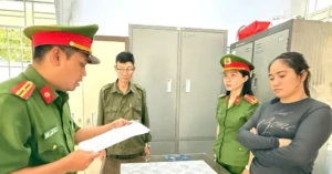 은행 대출 중개 사칭해 1억 3,550만 동 사기…2명 구속
